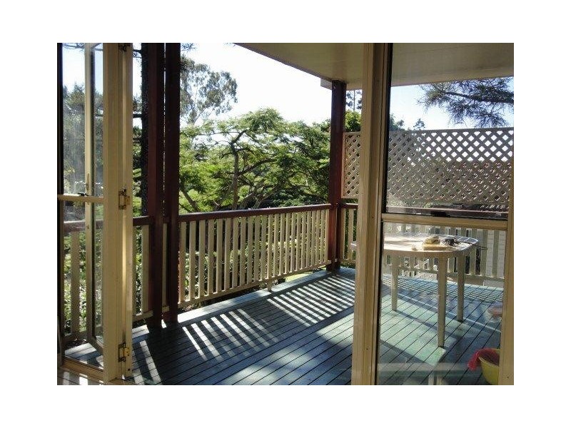 14 Salisbury Street, Indooroopilly QLD 4068