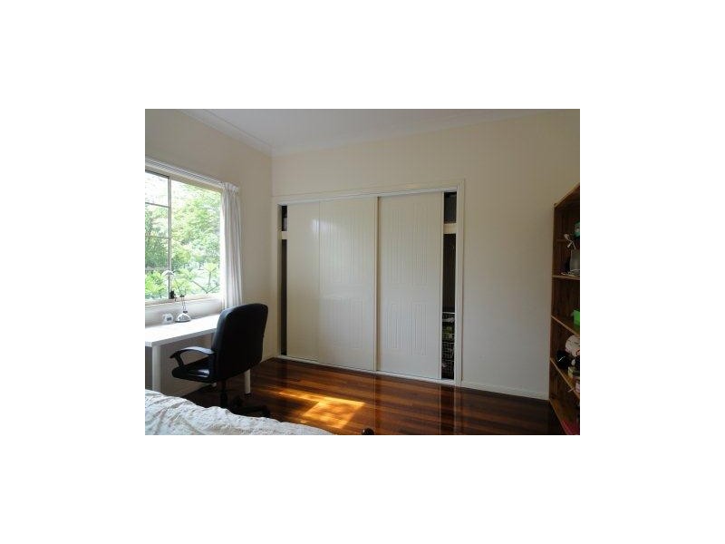 14 Salisbury Street, Indooroopilly QLD 4068