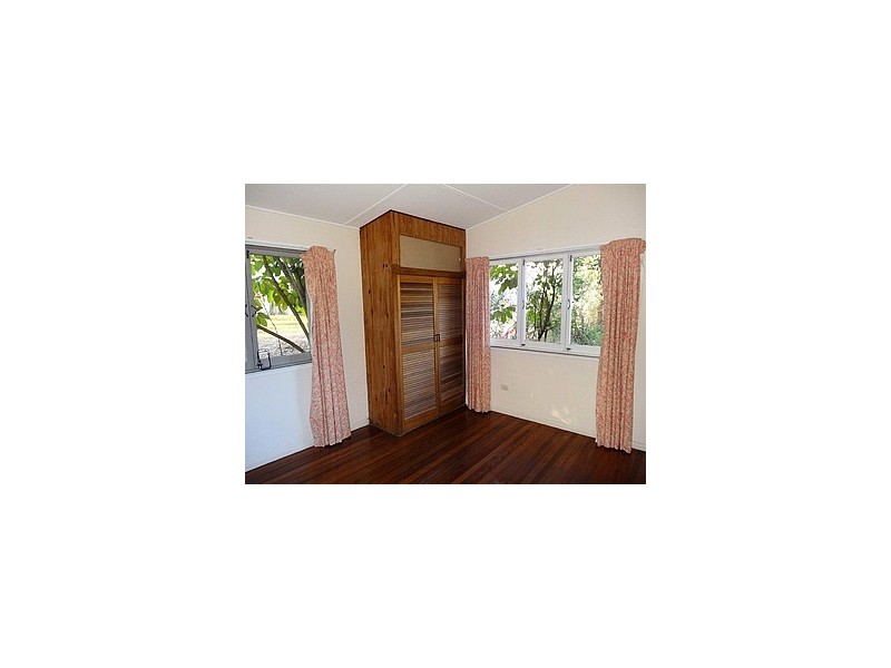 19 Kate Street, Indooroopilly QLD 4068