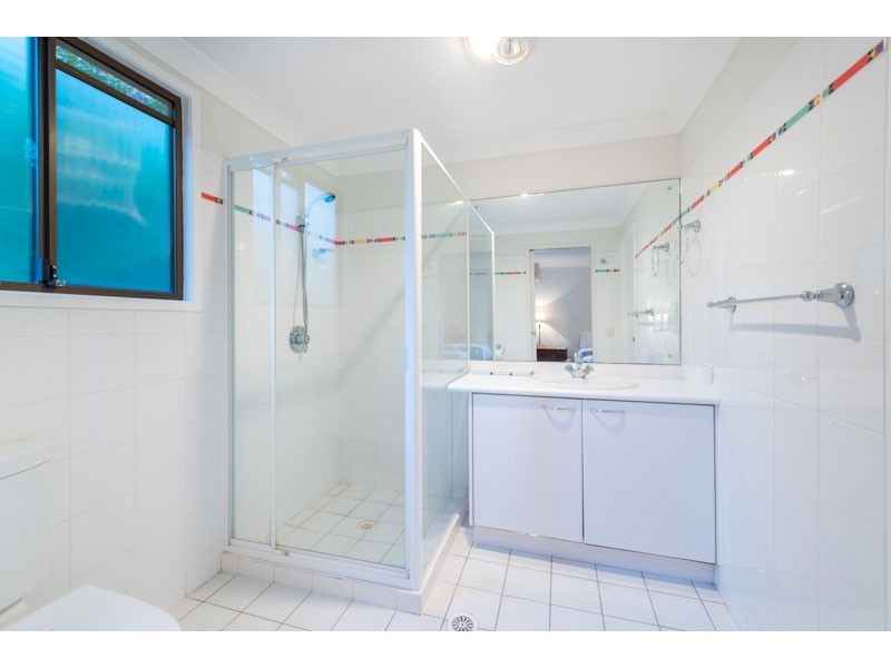 75 Jilba Street, Indooroopilly QLD 4068