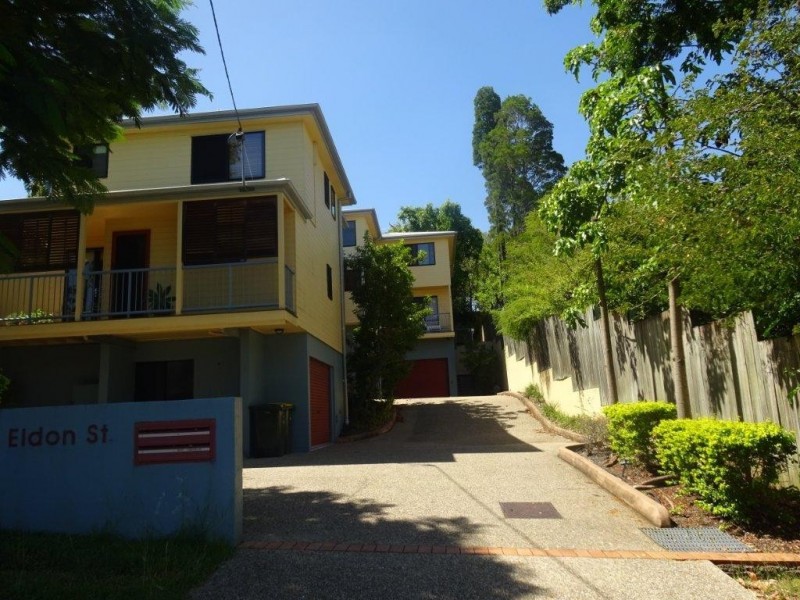 2/9 Eldon Street, Indooroopilly QLD 4068