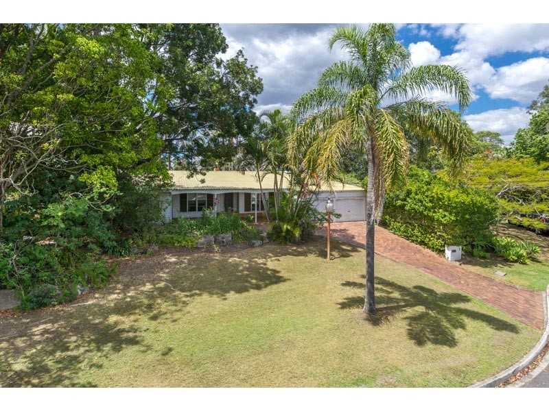 10 Bougainvillea Avenue, Indooroopilly QLD 4068