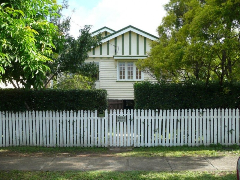 5 Ward Street, Indooroopilly QLD 4068