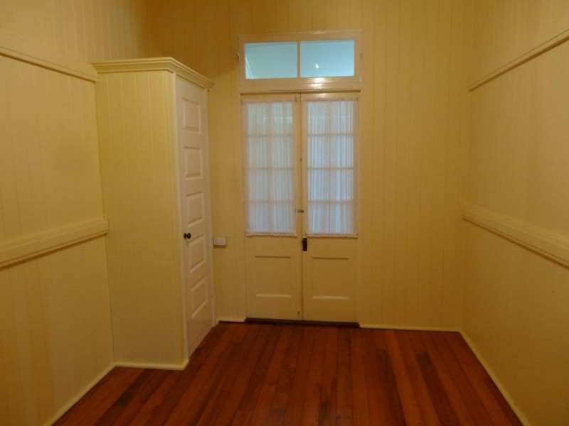 5 Ward Street, Indooroopilly QLD 4068