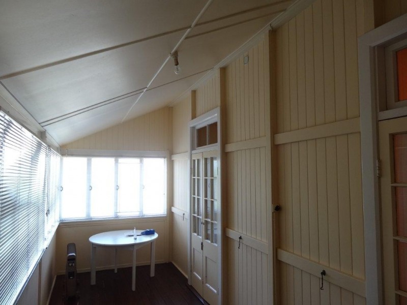 5 Ward Street, Indooroopilly QLD 4068