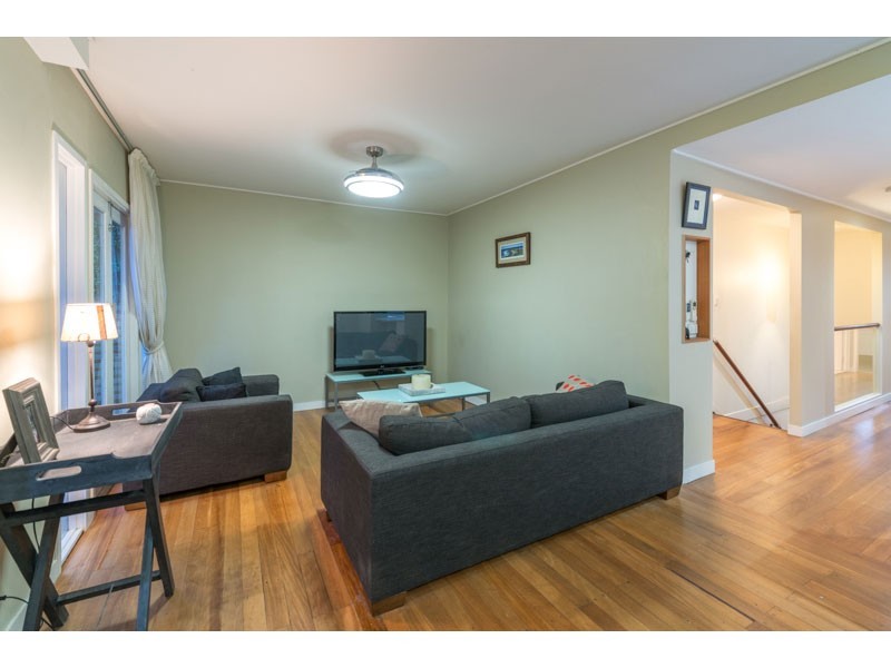 56 Gladstone Street, Indooroopilly QLD 4068