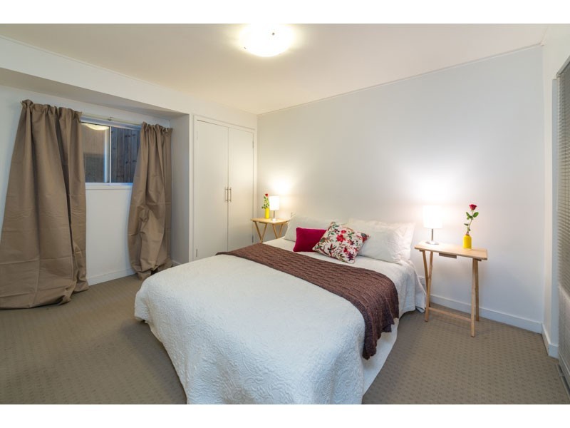 56 Gladstone Street, Indooroopilly QLD 4068