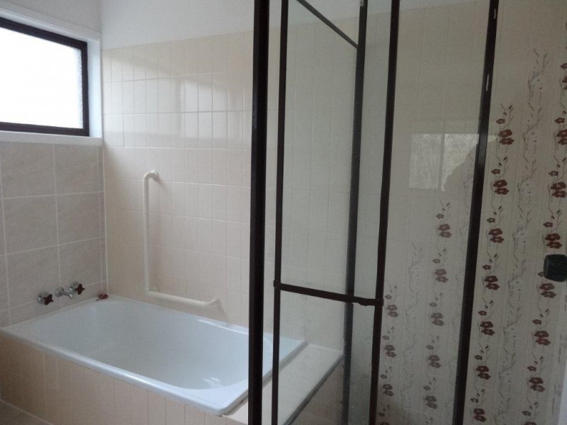 98 Boundary Road, Indooroopilly QLD 4068