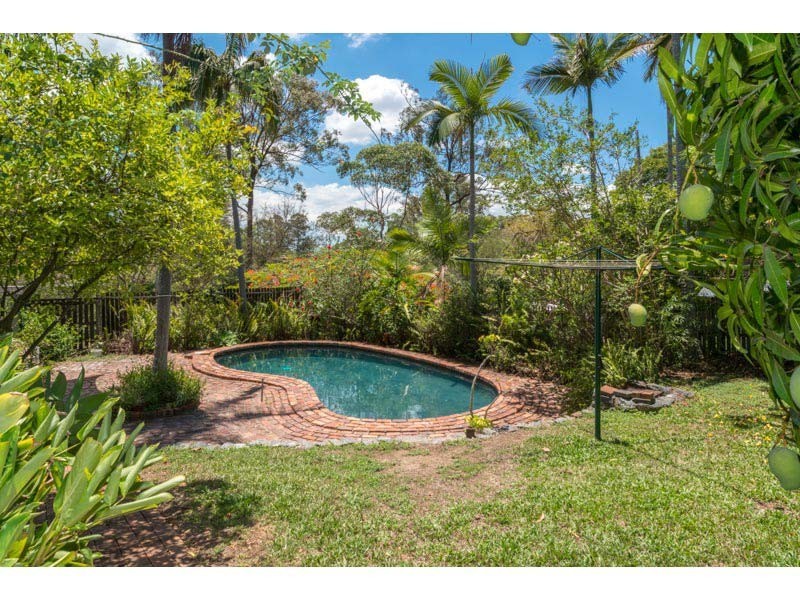 19 Norman Street, Fig Tree Pocket QLD 4069