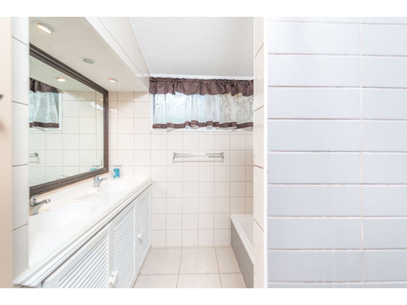 19 Norman Street, Fig Tree Pocket QLD 4069
