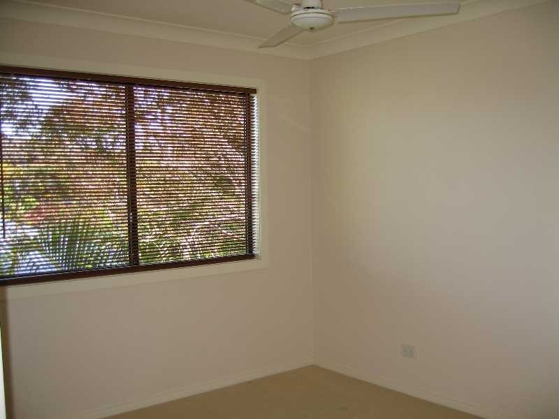 2/9 Eldon Street, Indooroopilly QLD 4068