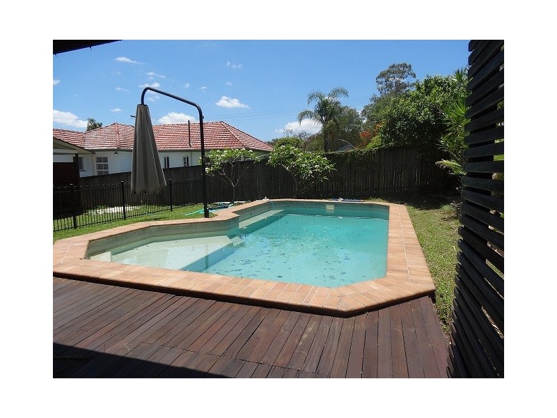 40 Boundary Road, Indooroopilly QLD 4068