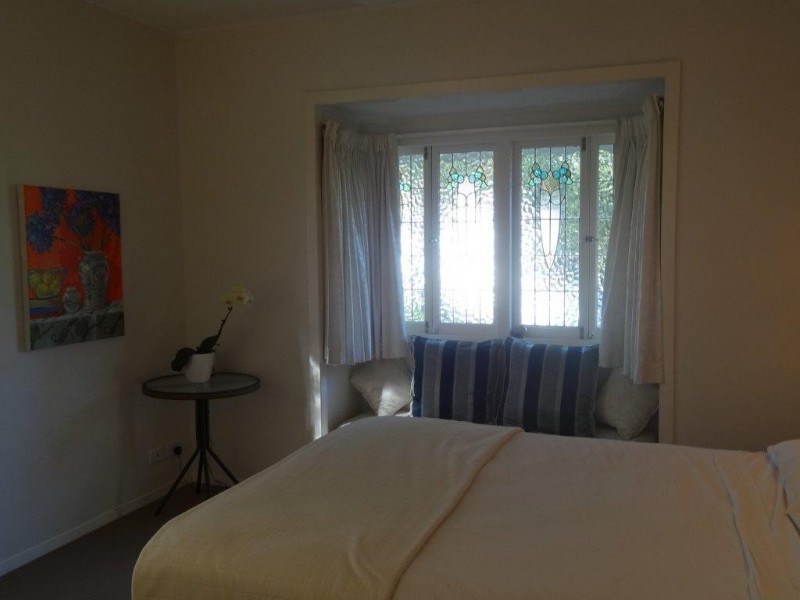 17 Rylatt Street, Indooroopilly QLD 4068