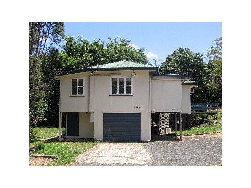 651 Moggill Rd, Chapel Hill QLD 4069