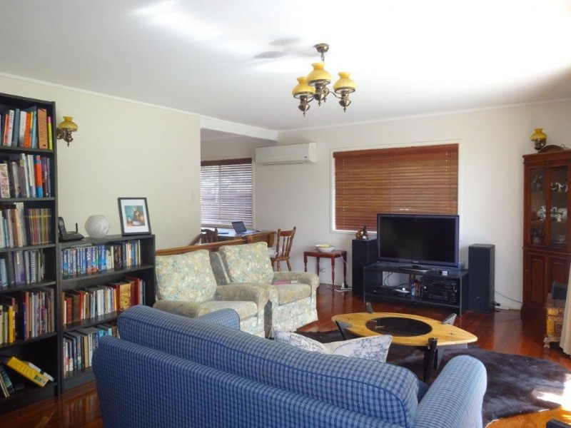 9 Furlong Street, Indooroopilly QLD 4068