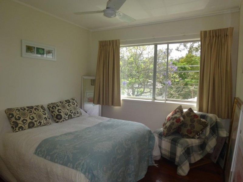 9 Furlong Street, Indooroopilly QLD 4068