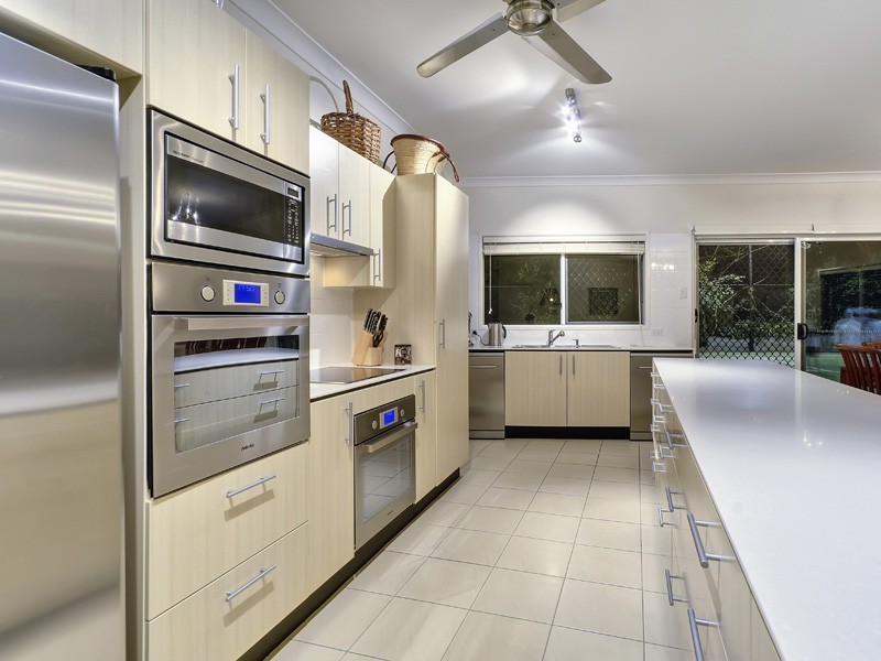66 Lambert Road, Indooroopilly QLD 4068