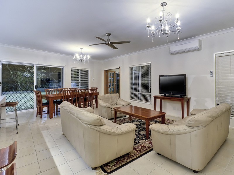 66 Lambert Road, Indooroopilly QLD 4068