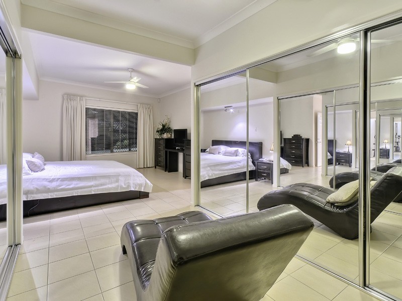 66 Lambert Road, Indooroopilly QLD 4068