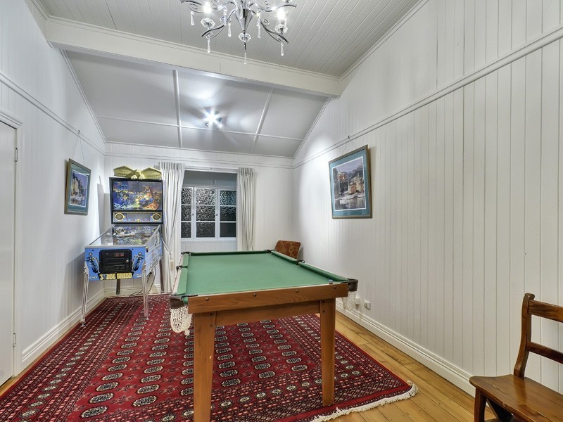 66 Lambert Road, Indooroopilly QLD 4068