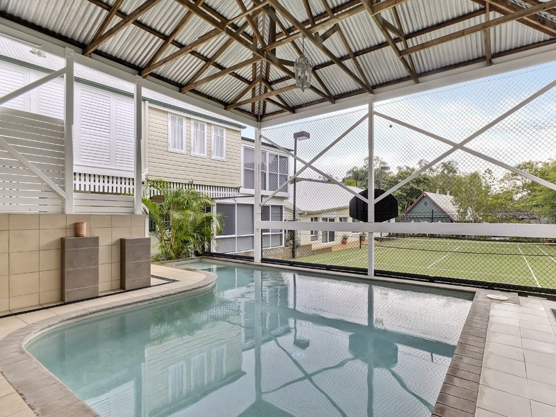 66 Lambert Road, Indooroopilly QLD 4068