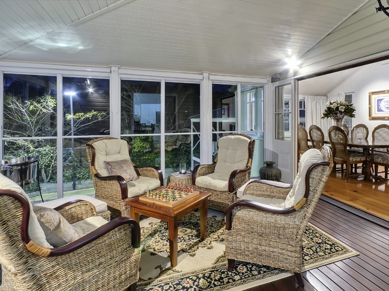 66 Lambert Road, Indooroopilly QLD 4068