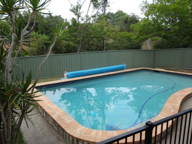 40 Minkara Street, Indooroopilly QLD 4068