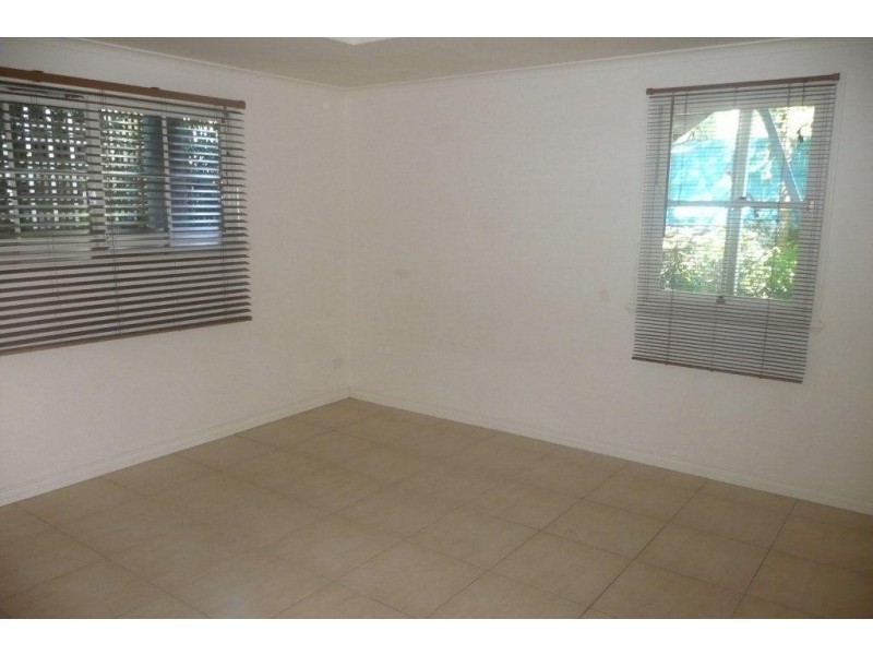 10b Princess Street, Taringa QLD 4068