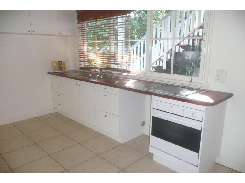 10b Princess Street, Taringa QLD 4068