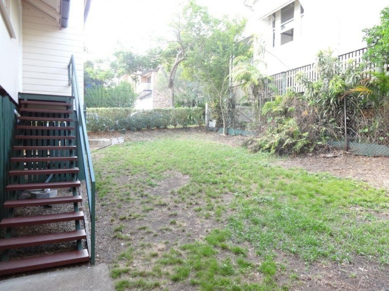 11 Marmion Parade, Taringa QLD 4068