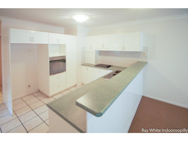 4/52 York Street, Indooroopilly QLD 4068