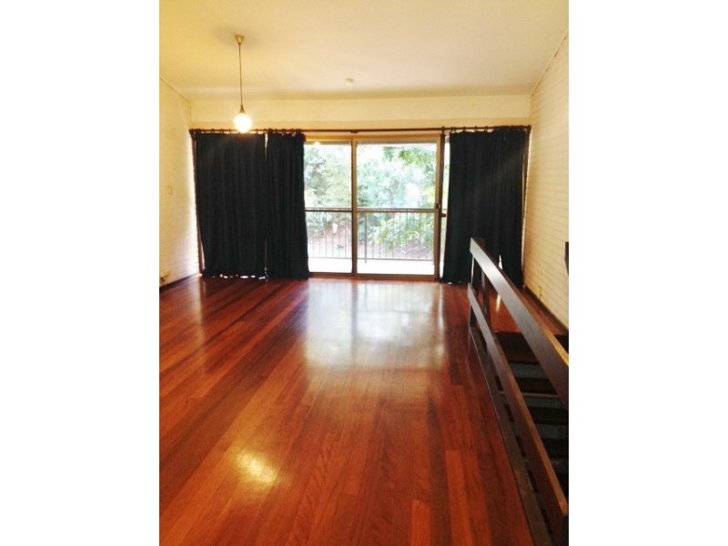 2/15 Priory Street, Indooroopilly QLD 4068