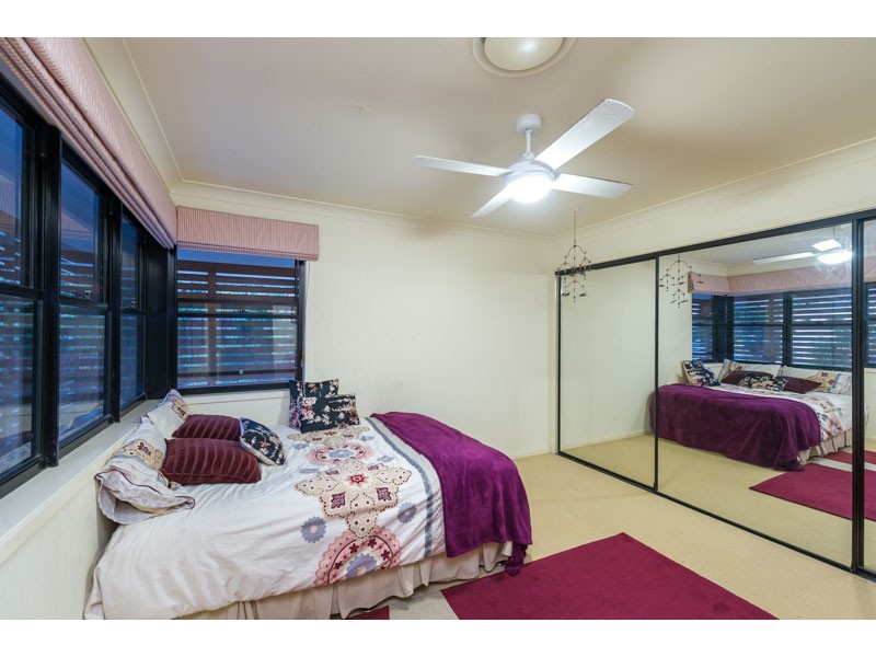 54 Vakuta Street, Fig Tree Pocket QLD 4069