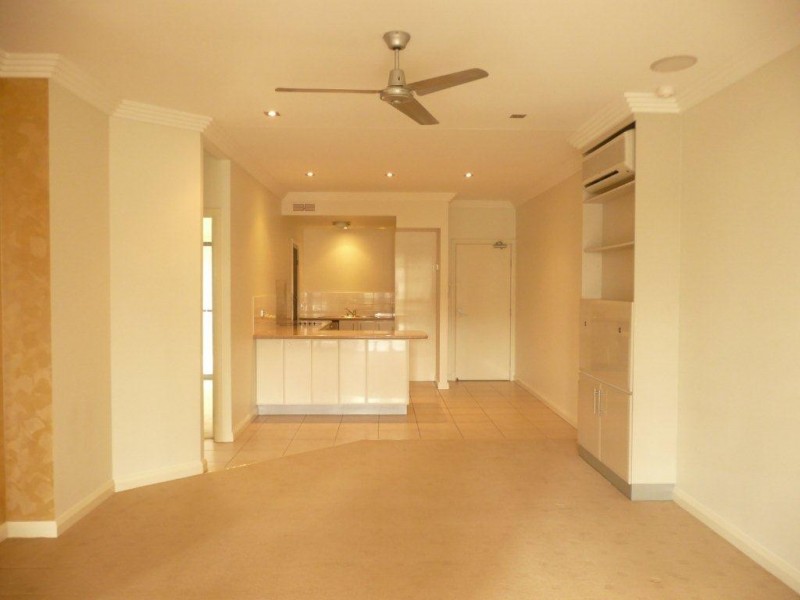 8/146 Clarence Road, Indooroopilly QLD 4068