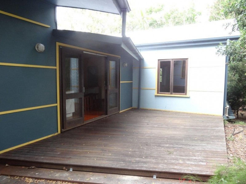 22 Dobell Street, Indooroopilly QLD 4068