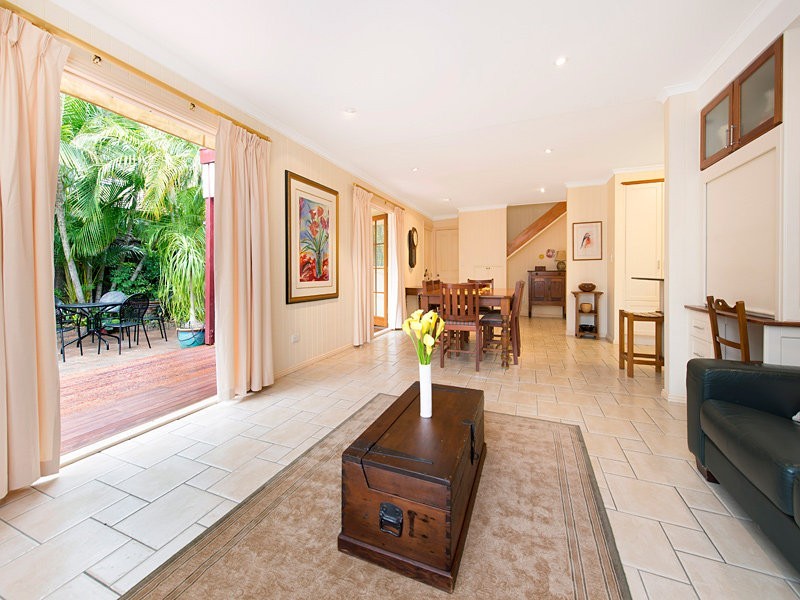 25 Evadne Street, Graceville QLD 4075