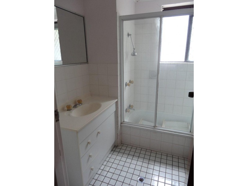 2/48 Stanley Terrace, Taringa QLD 4068