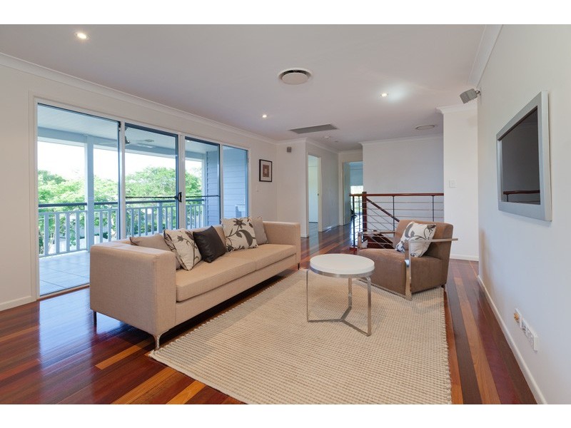1 Kew Street, Indooroopilly QLD 4068