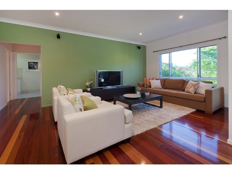 1 Kew Street, Indooroopilly QLD 4068