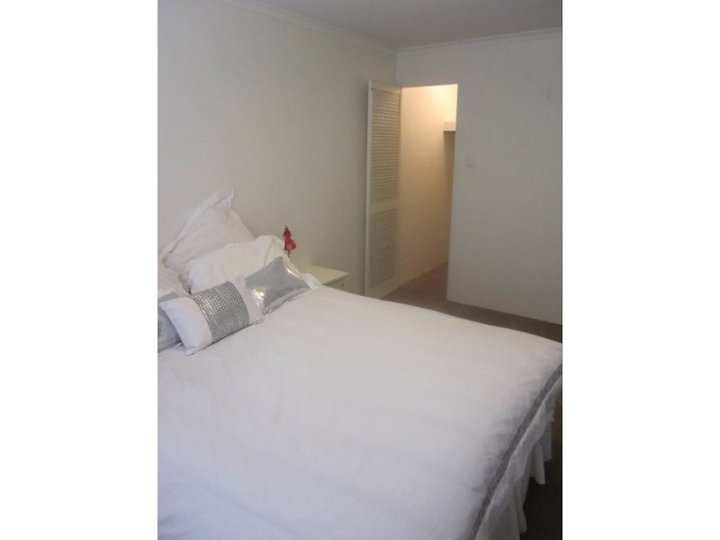 8/49 Bishop Street, St Lucia QLD 4067