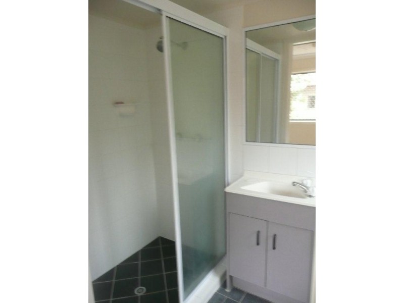 6/15 Finney Road, Indooroopilly QLD 4068