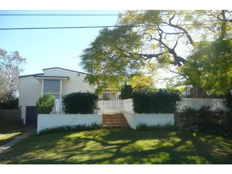 19 Darvall Street, Taringa QLD 4068