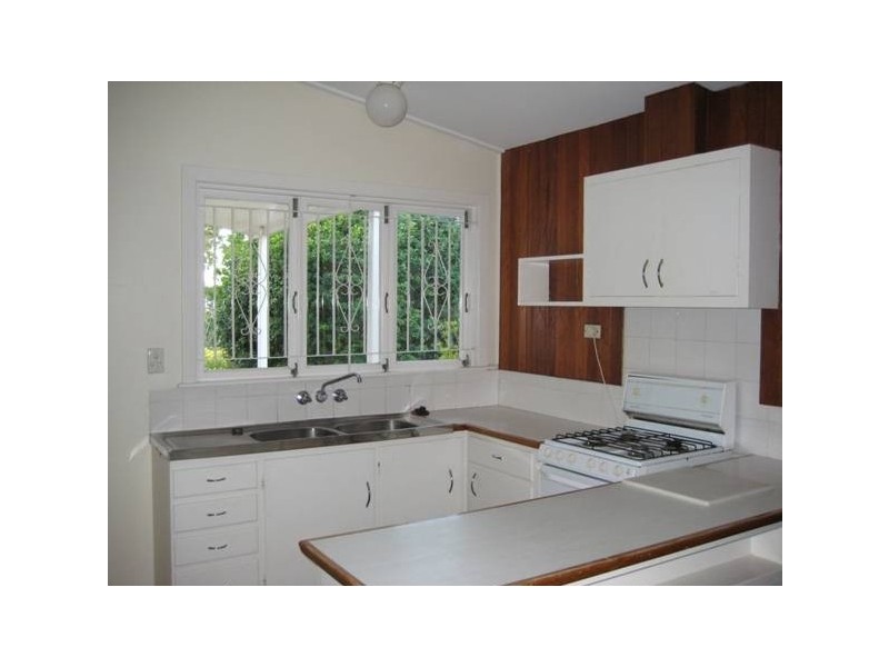 19 Darvall Street, Taringa QLD 4068