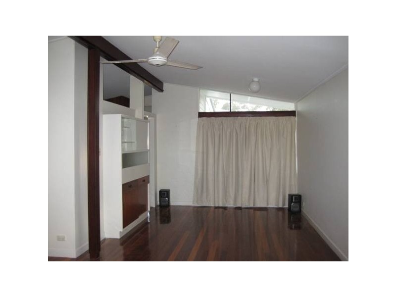 19 Darvall Street, Taringa QLD 4068