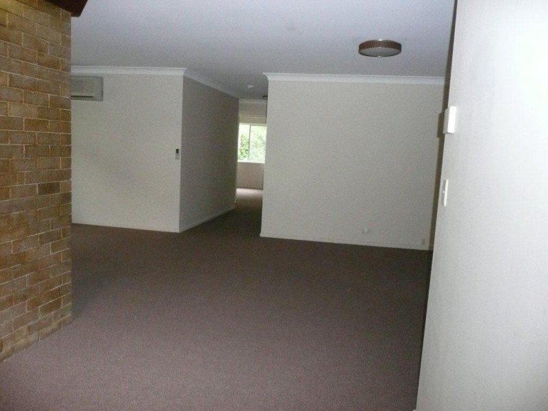 59 Trenton Street, Kenmore QLD 4069