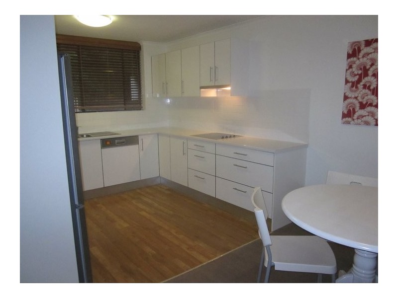 8/49 Bishop Street, St Lucia QLD 4067