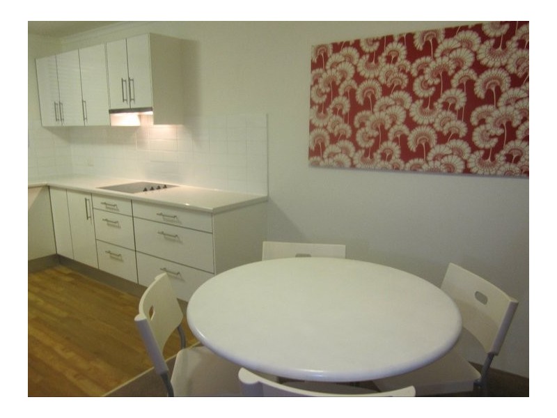 8/49 Bishop Street, St Lucia QLD 4067