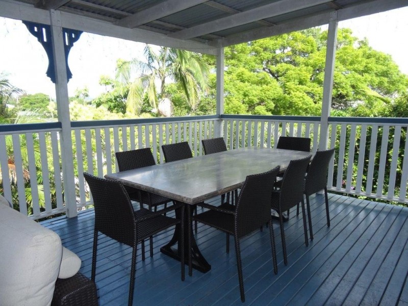 26 Clarence Road, Indooroopilly QLD 4068