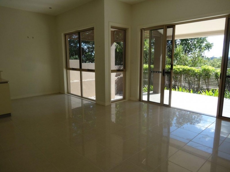 1/58 Highview Terrace, St Lucia QLD 4067