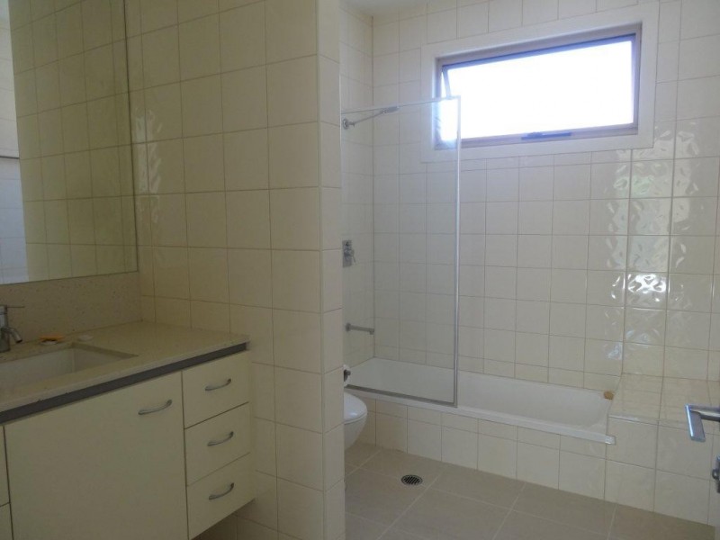 1/58 Highview Terrace, St Lucia QLD 4067